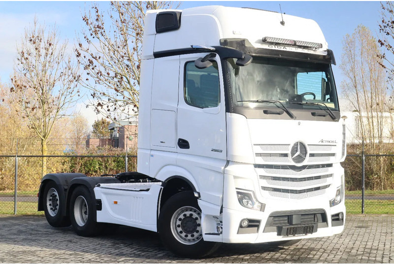 Mercedes-Benz Actros 2553 | 6X2 | 33.000 KM! | RETARDER | EURO 6 | FULL AIR - Cabeza tractora: foto 3 Mercedes-Benz Actros 2553 | 6X2 | 33.000 KM! | RETARDER | EURO 6 | FULL AIR - Cabeza tractora: foto 3