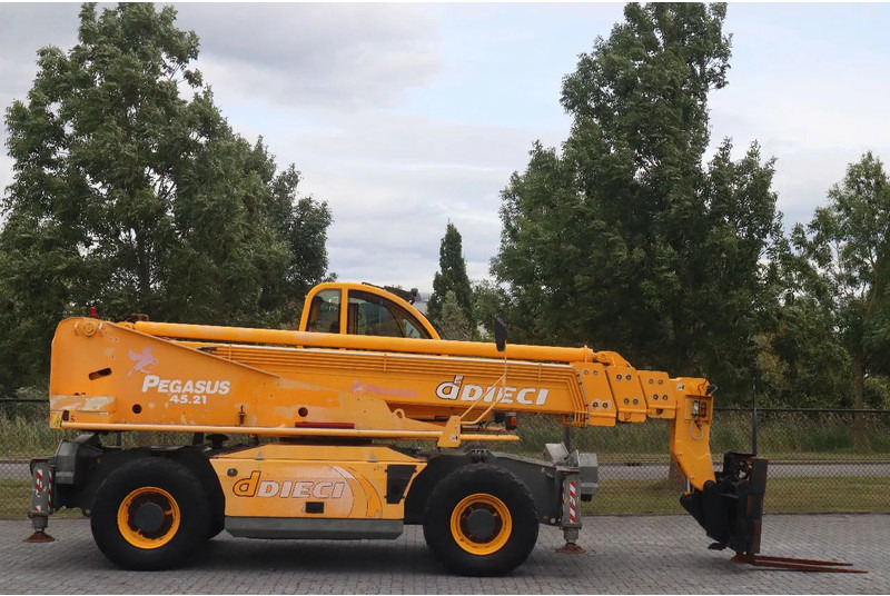 Dieci PEGASUS 45.21 | FORKS | WINCH | LOW HOURS - Cargadora: foto 4 Dieci PEGASUS 45.21 | FORKS | WINCH | LOW HOURS - Cargadora: foto 4