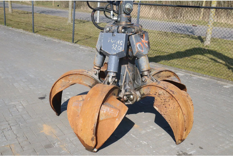 Manipulador de materiales Fuchs MHL 320 | PEEL GRAB | UMSCHLAG | GOOD TIRES: foto 11 Manipulador de materiales Fuchs MHL 320 | PEEL GRAB | UMSCHLAG | GOOD TIRES: foto 11