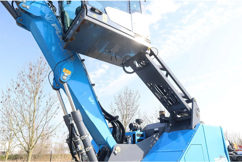 Manipulador de materiales Fuchs MHL 320 | PEEL GRAB | UMSCHLAG | GOOD TIRES: foto 10 Manipulador de materiales Fuchs MHL 320 | PEEL GRAB | UMSCHLAG | GOOD TIRES: foto 10