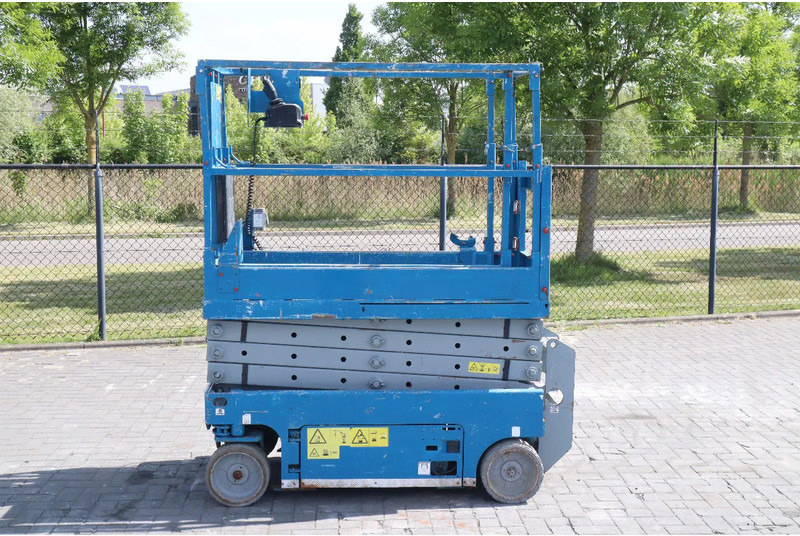 Genie GS-1932 | 7.8 METER | 227 KG - Plataforma de tijeras: foto 1 Genie GS-1932 | 7.8 METER | 227 KG - Plataforma de tijeras: foto 1