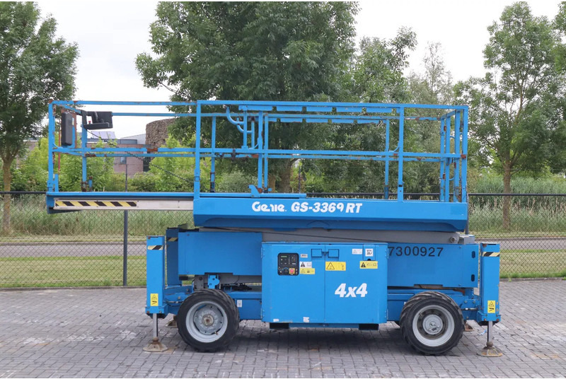 Genie GS-3369 RT | 12 METER | ROUGH TERRAIN - Plataforma de tijeras: foto 1 Genie GS-3369 RT | 12 METER | ROUGH TERRAIN - Plataforma de tijeras: foto 1