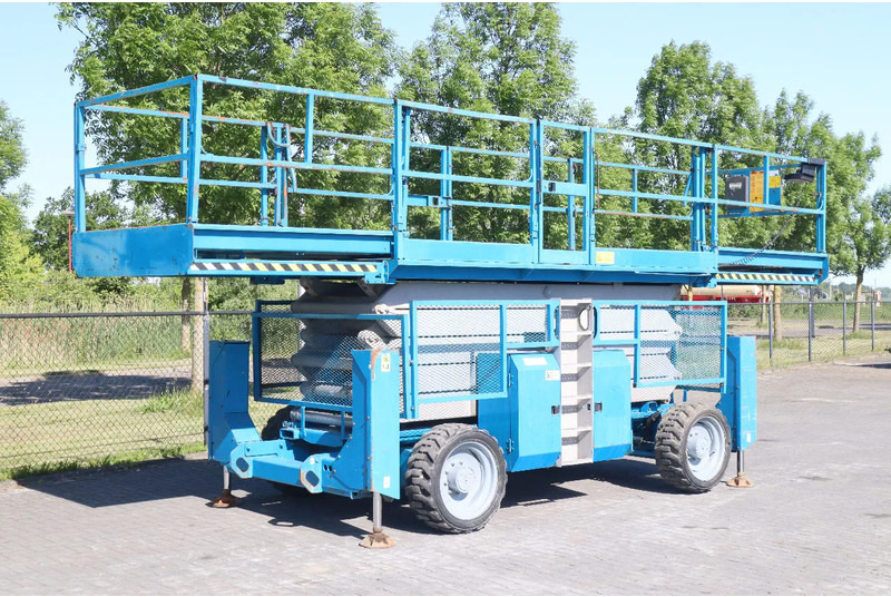 Genie GS-5390 RT | 18.15 METER | 680 KG | GOOD CONDITION! - Plataforma de tijeras: foto 5 Genie GS-5390 RT | 18.15 METER | 680 KG | GOOD CONDITION! - Plataforma de tijeras: foto 5