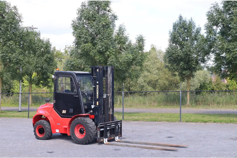 Hangcha CPCD30 - XW43C-RT4 | 4X4 | TRIPLEX | SIDESHIFT | SPREADERS - Carretilla todo terreno: foto 5 Hangcha CPCD30 - XW43C-RT4 | 4X4 | TRIPLEX | SIDESHIFT | SPREADERS - Carretilla todo terreno: foto 5