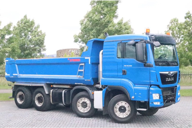 MAN TGS 35.500 | 8X4 | BIG AXLES | RETARDER | EURO 6 - Camión volquete: foto 3 MAN TGS 35.500 | 8X4 | BIG AXLES | RETARDER | EURO 6 - Camión volquete: foto 3