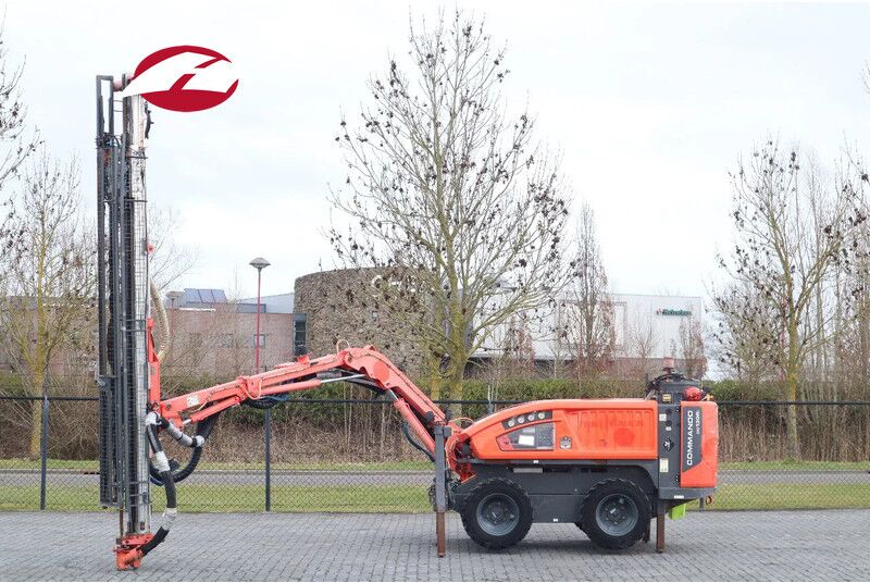 Sandvik COMMANDO DC130 Ri | SURFACE DRILLING RIG | REMOTE - Perforadora: foto 1 Sandvik COMMANDO DC130 Ri | SURFACE DRILLING RIG | REMOTE - Perforadora: foto 1