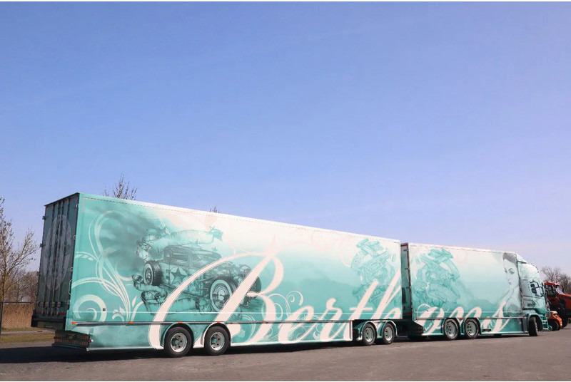 Semirremolque caja cerrada Scania R560 V8 R560 | BERTHONS HOT ROD | CUSTOM SPECIAL TRUCK: foto 9