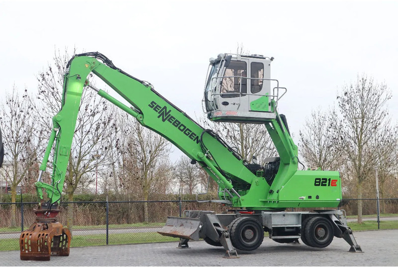 Sennebogen 821E | 821 E | SORTING GRAB | DOZERBLADE | GREAT CONDITION - Excavadora de ruedas: foto 2 Sennebogen 821E | 821 E | SORTING GRAB | DOZERBLADE | GREAT CONDITION - Excavadora de ruedas: foto 2