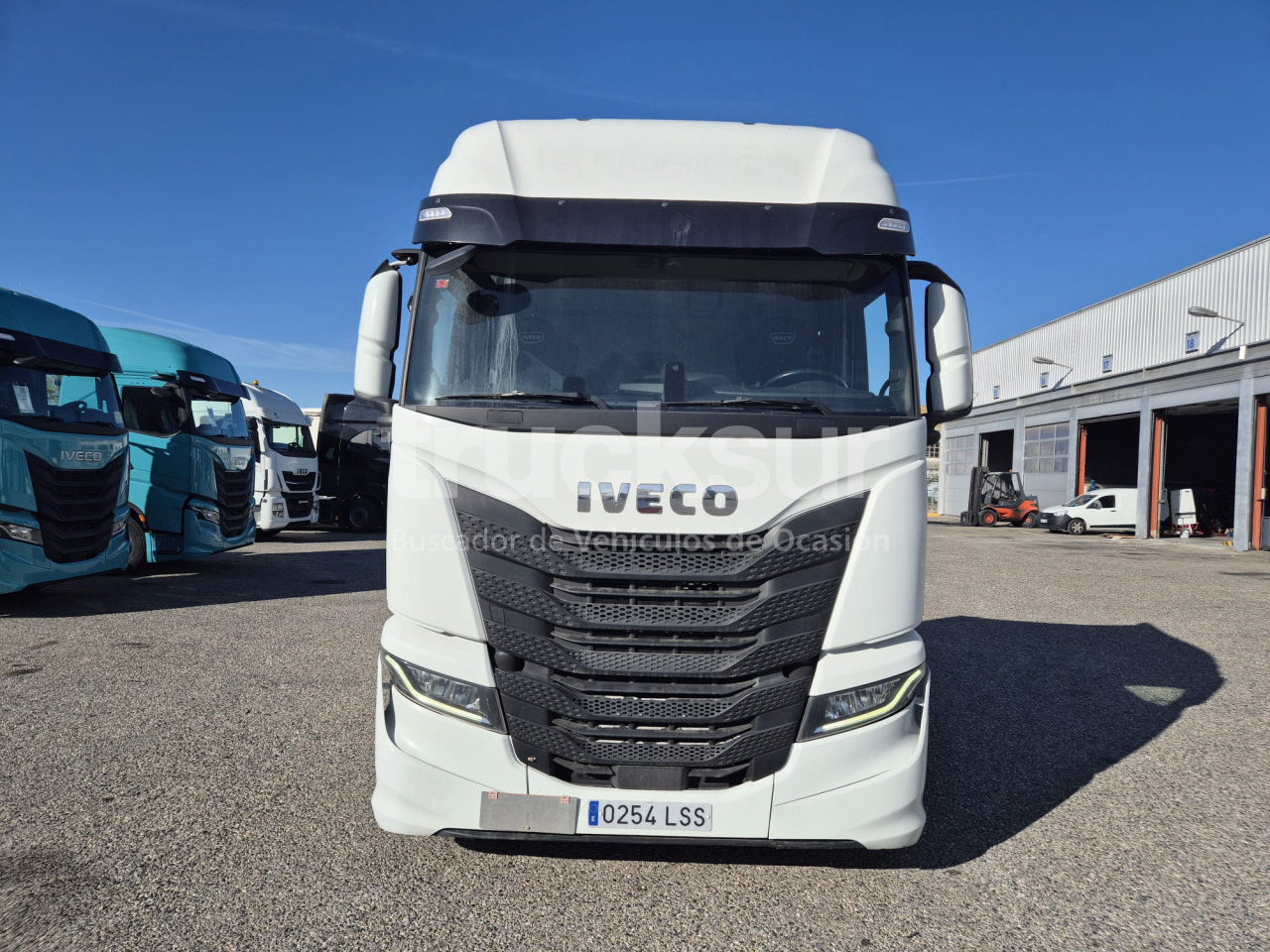 IVECO S-WAY AS440S51T/P - Cabeza tractora: foto 2 IVECO S-WAY AS440S51T/P - Cabeza tractora: foto 2
