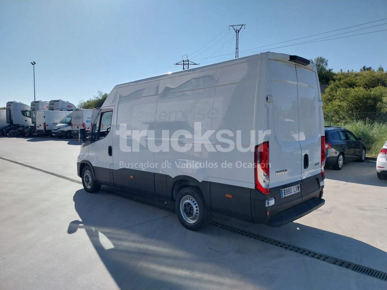 IVECO DAILY 35S16 F 12M3 - Furgoneta caja cerrada: foto 4 IVECO DAILY 35S16 F 12M3 - Furgoneta caja cerrada: foto 4