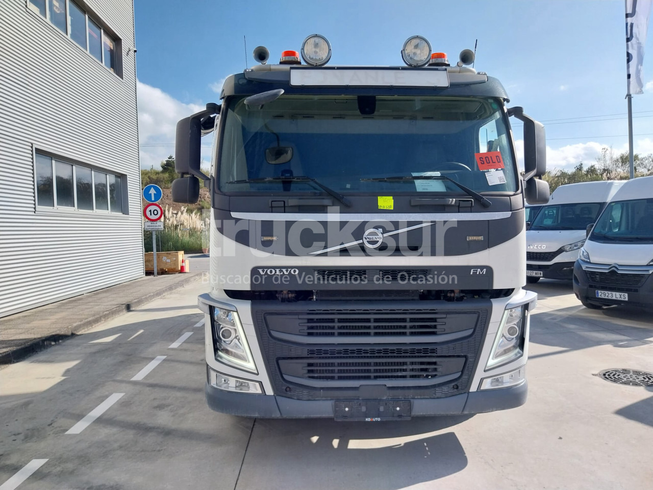 VOLVO FM 330HP - Otros maquinaria: foto 2 VOLVO FM 330HP - Otros maquinaria: foto 2