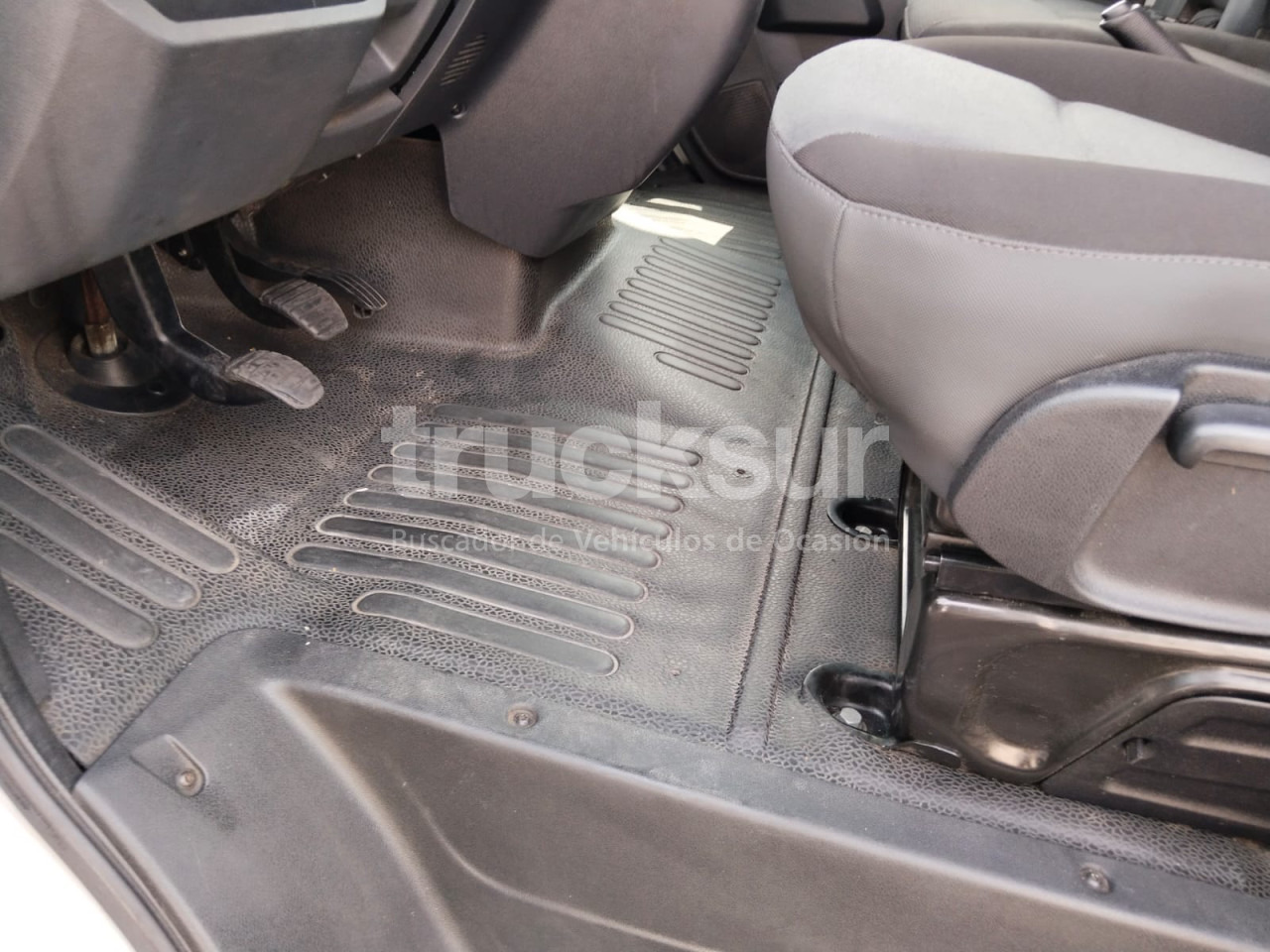 Furgoneta frigorifica RENAULT 165.35 FRC-X: foto 19