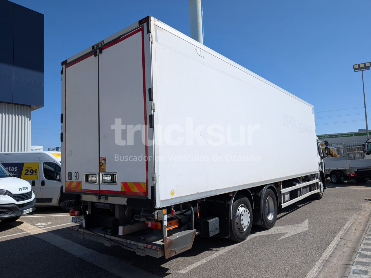 RENAULT D320.26 ejes 6x2*4 - Camión frigorífico: foto 4 RENAULT D320.26 ejes 6x2*4 - Camión frigorífico: foto 4