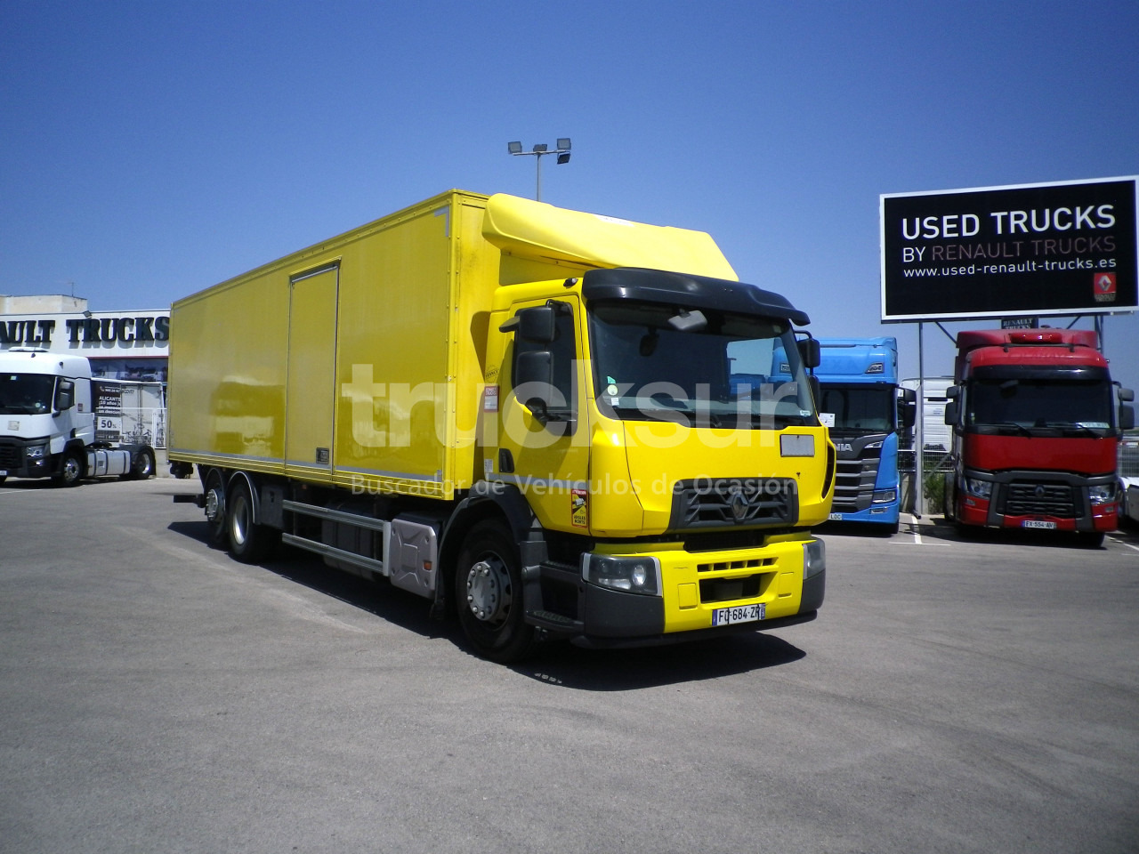 RENAULT D380.26 6X2*4 ejes 6x2*4 - Camión caja cerrada: foto 2 RENAULT D380.26 6X2*4 ejes 6x2*4 - Camión caja cerrada: foto 2