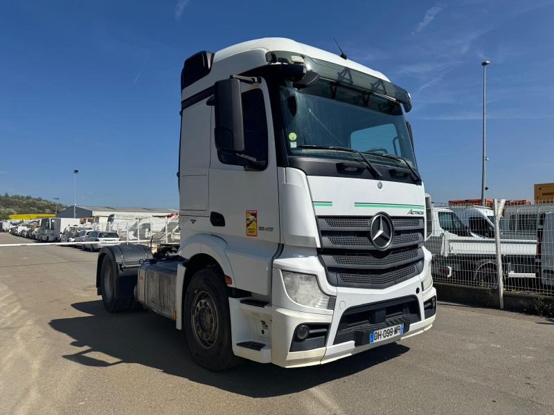 Mercedes Actros 1845 - Cabeza tractora: foto 2 Mercedes Actros 1845 - Cabeza tractora: foto 2