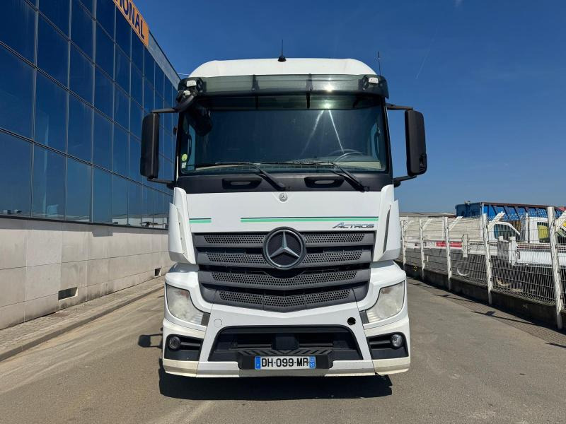 Mercedes Actros 1845 - Cabeza tractora: foto 3 Mercedes Actros 1845 - Cabeza tractora: foto 3