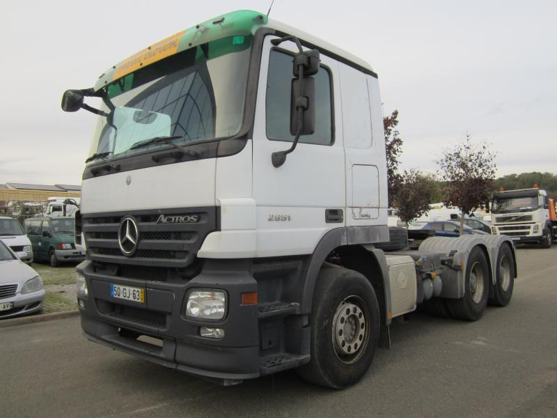 Mercedes Actros 2651 - Cabeza tractora: foto 1 Mercedes Actros 2651 - Cabeza tractora: foto 1