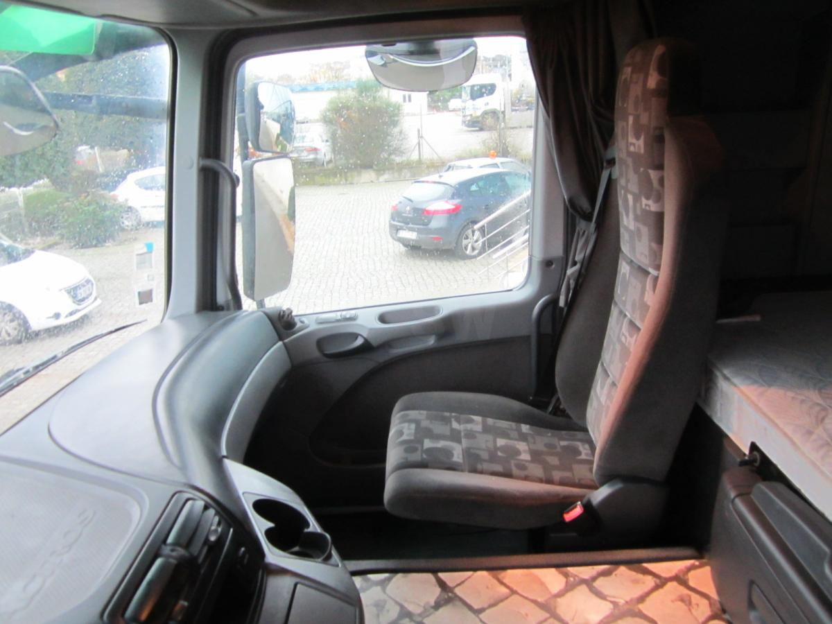 Cabeza tractora Mercedes Actros 2651: foto 17