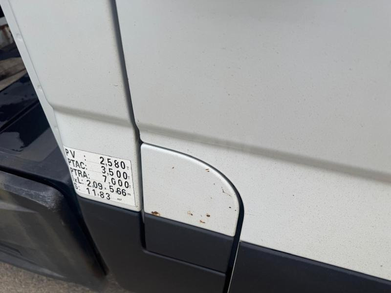 Iveco Daily 35C15 - Furgoneta basculante: foto 5 Iveco Daily 35C15 - Furgoneta basculante: foto 5