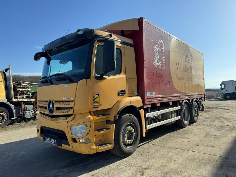 Mercedes Antos 2543 - Camión caja cerrada: foto 1 Mercedes Antos 2543 - Camión caja cerrada: foto 1