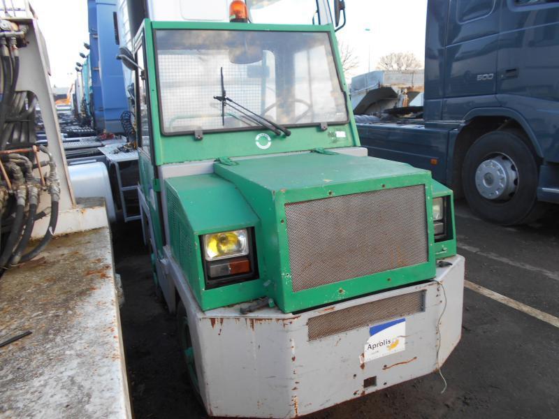 Tracma TM20D - Remolcadora: foto 2 Tracma TM20D - Remolcadora: foto 2