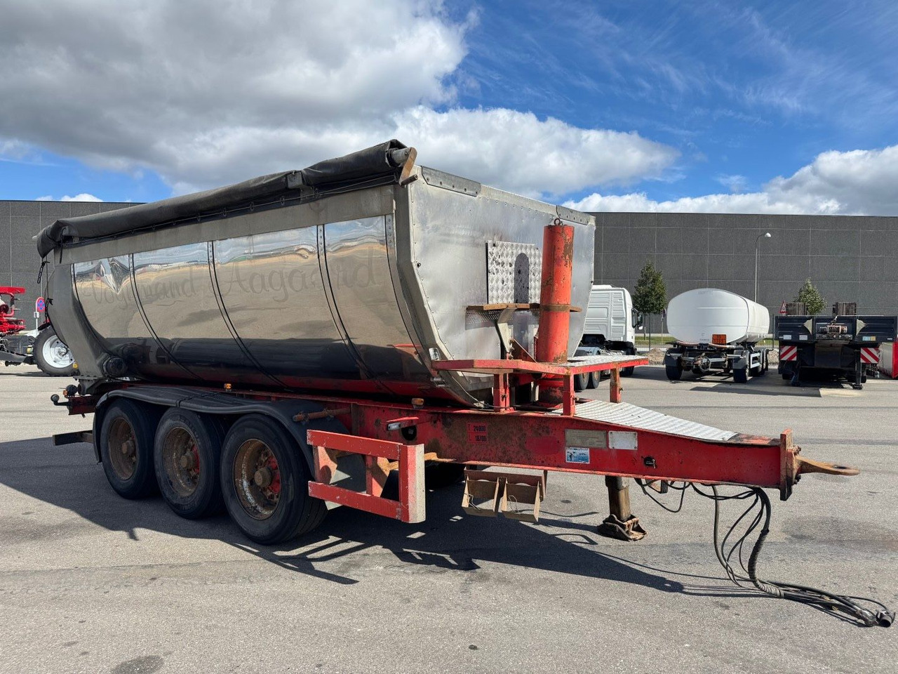 Kel-Berg 3 axle Asphalt tipper / Asphalt Kipper - Remolque volquete: foto 3 Kel-Berg 3 axle Asphalt tipper / Asphalt Kipper - Remolque volquete: foto 3