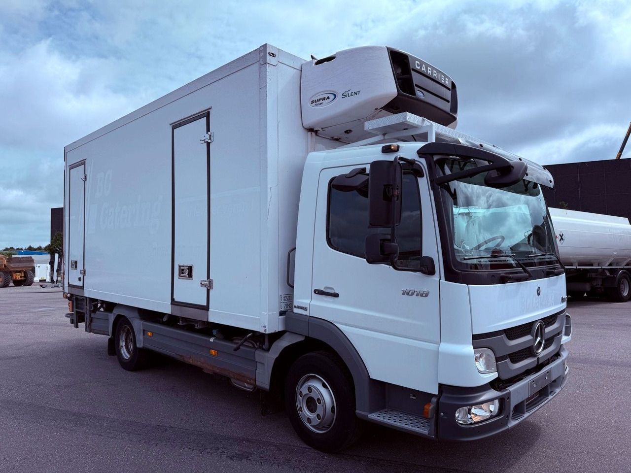 Mercedes-Benz Atego 1018 4x2 Carrier Supra 750 Mt - Camión frigorífico: foto 2 Mercedes-Benz Atego 1018 4x2 Carrier Supra 750 Mt - Camión frigorífico: foto 2
