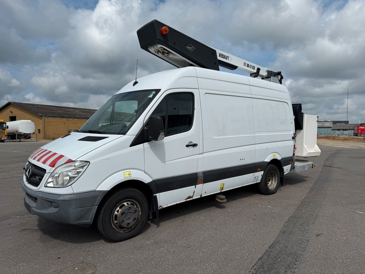 Mercedes-Benz Sprinter 516 516 CDI Versalift ET-36-LF ECO 13.7 - Camión con plataforma elevadora: foto 1 Mercedes-Benz Sprinter 516 516 CDI Versalift ET-36-LF ECO 13.7 - Camión con plataforma elevadora: foto 1