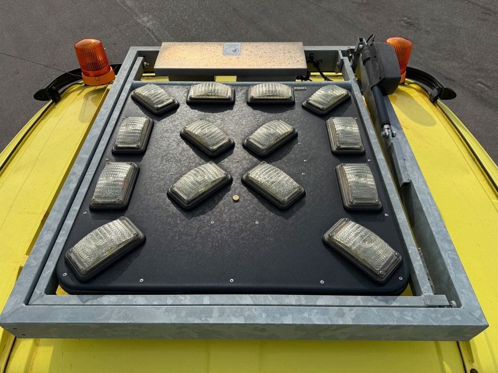 Camión caja abierta, Camión grúa Scania P400 LB 4x2 MLB Euro 5 - 324 tkm.: foto 9