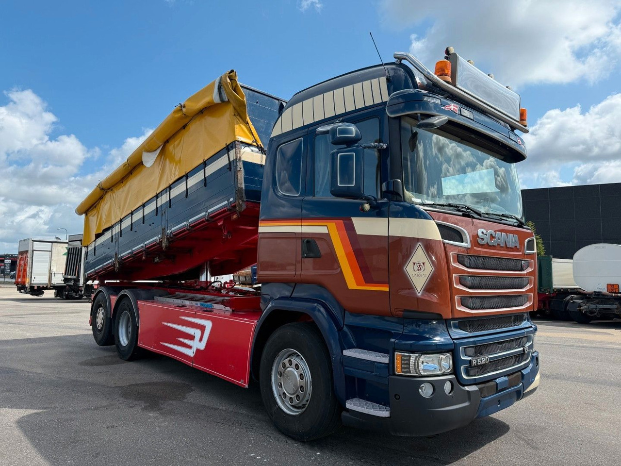 Scania R520 6x2 Highline Getreidekipper Euro 6 - Camión volquete: foto 2 Scania R520 6x2 Highline Getreidekipper Euro 6 - Camión volquete: foto 2