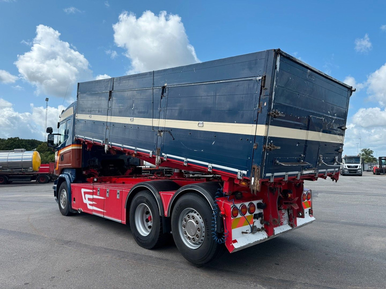 Scania R520 6x2 Highline Getreidekipper Euro 6 - Camión volquete: foto 4 Scania R520 6x2 Highline Getreidekipper Euro 6 - Camión volquete: foto 4