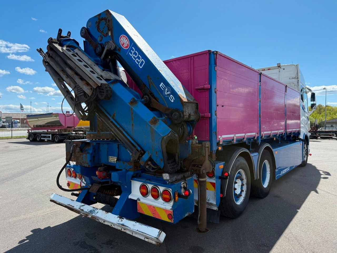 Camión grúa Volvo FH 16.550 6x2*4 / Crane HMF 3220K4 Euro 6: foto 13 Camión grúa Volvo FH 16.550 6x2*4 / Crane HMF 3220K4 Euro 6: foto 13