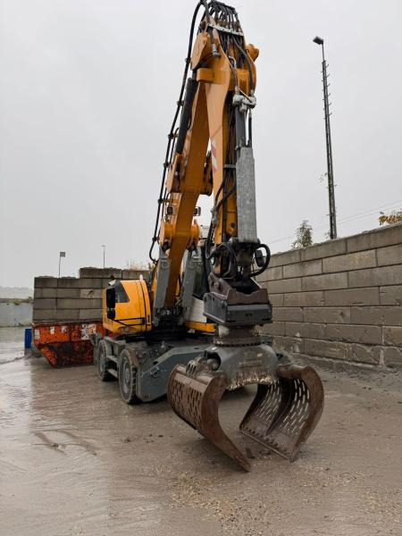 Liebherr LH22 - Manipulador de materiales: foto 3 Liebherr LH22 - Manipulador de materiales: foto 3