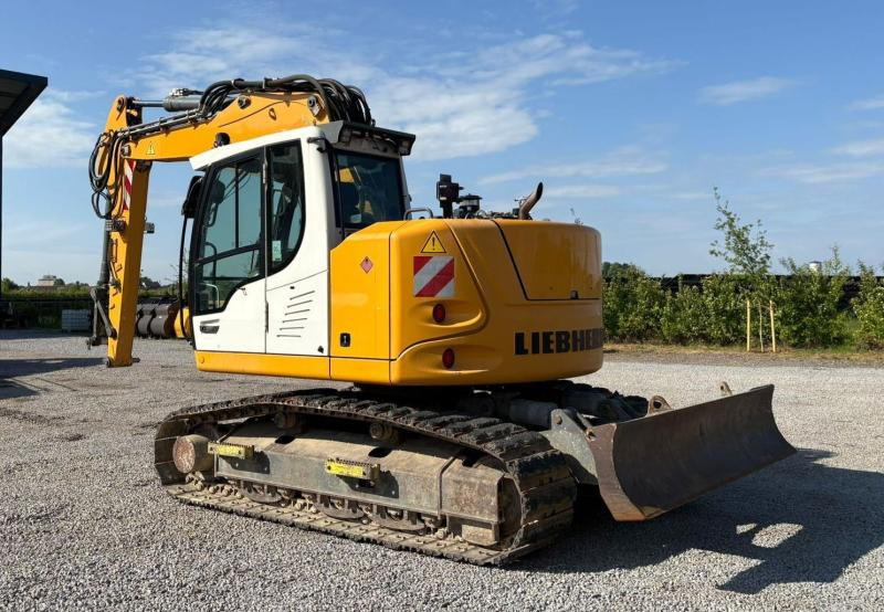 Liebherr R914 Compact Litronic - Excavadora de cadenas: foto 1 Liebherr R914 Compact Litronic - Excavadora de cadenas: foto 1