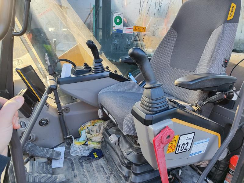 Volvo EC220EL - Excavadora de cadenas: foto 5 Volvo EC220EL - Excavadora de cadenas: foto 5