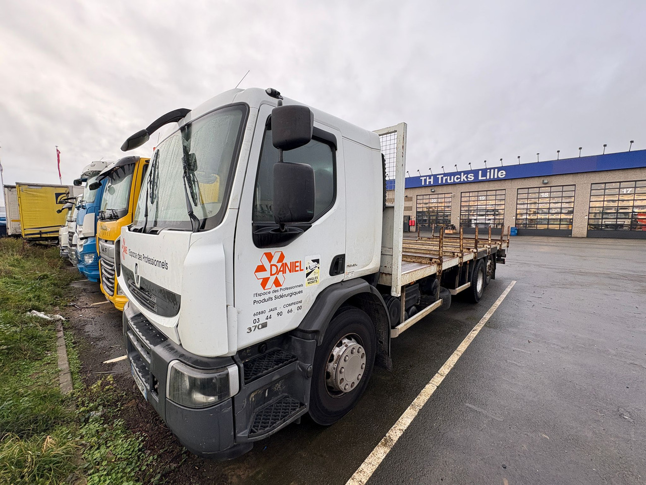 Renault Premium 370 DXI - Camión caja abierta: foto 2 Renault Premium 370 DXI - Camión caja abierta: foto 2