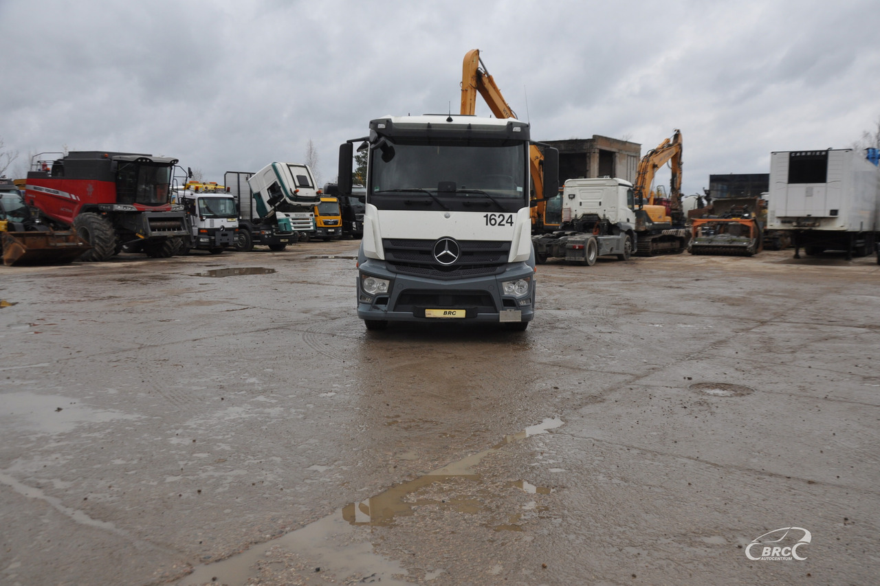 Mercedes-Benz Actros - Cabeza tractora: foto 3 Mercedes-Benz Actros - Cabeza tractora: foto 3