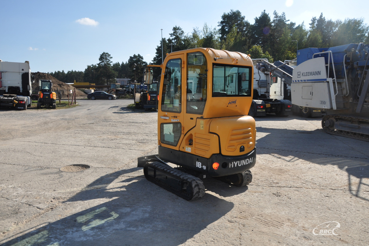 Hyundai R18-9 - Miniexcavadora: foto 4 Hyundai R18-9 - Miniexcavadora: foto 4