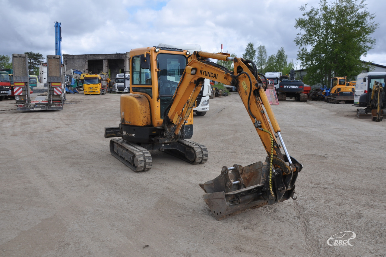 Hyundai R30Z-9AK - Miniexcavadora: foto 2 Hyundai R30Z-9AK - Miniexcavadora: foto 2