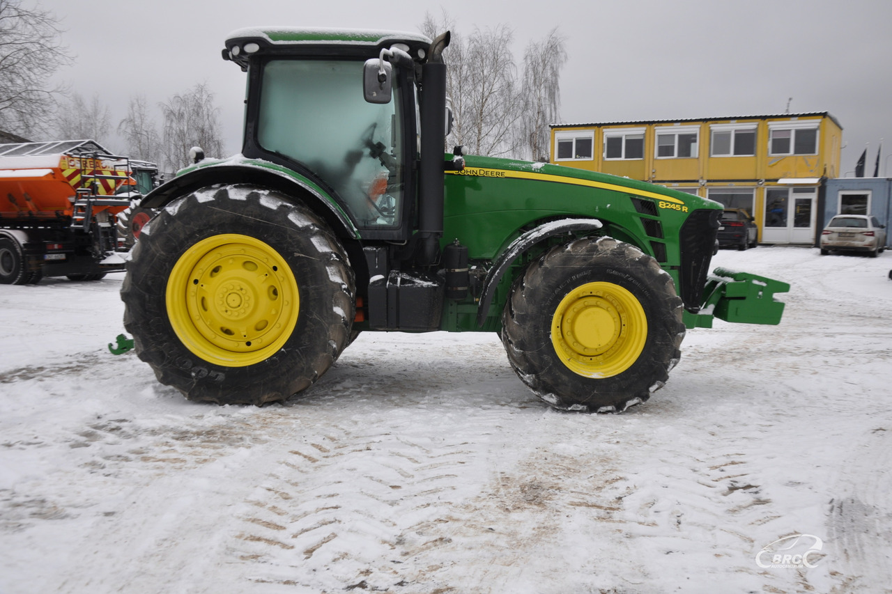 John Deere 8245R - Tractor: foto 4 John Deere 8245R - Tractor: foto 4