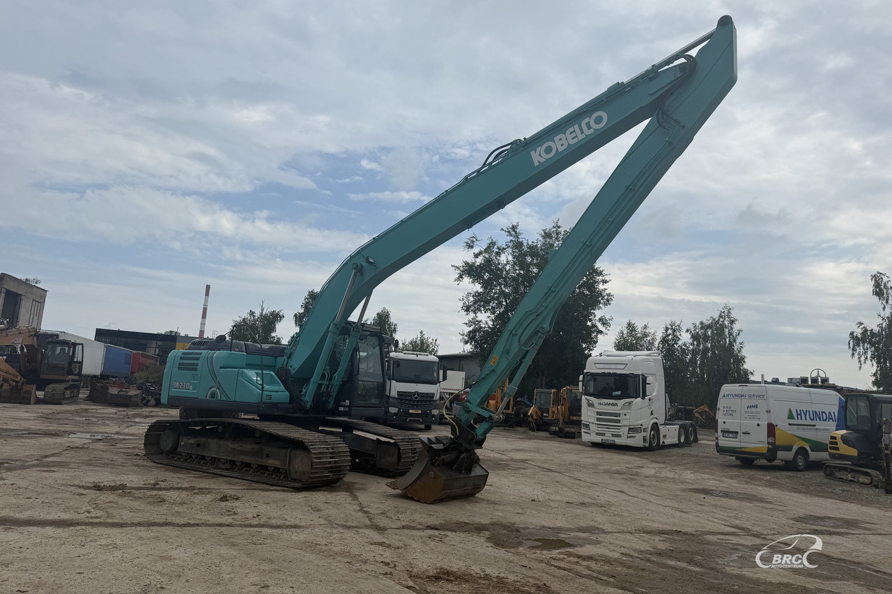 Kobelco SK210LC-10 - Excavadora de cadenas: foto 2 Kobelco SK210LC-10 - Excavadora de cadenas: foto 2