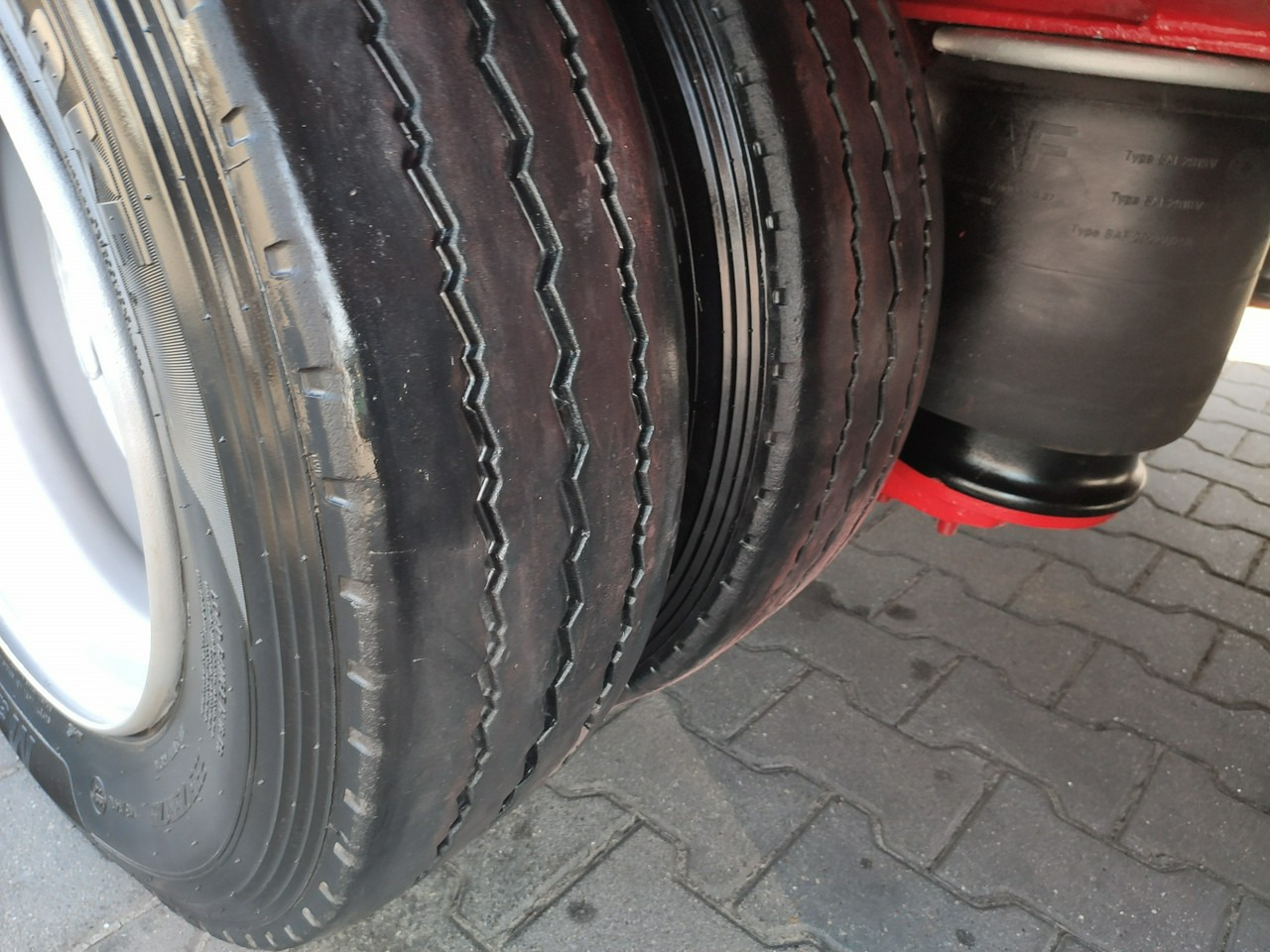 Semirremolque góndola rebajadas Bodex JANMIL Burtówka Laweta Niskopodłogowa Podczołgówka 3-Osie: foto 24