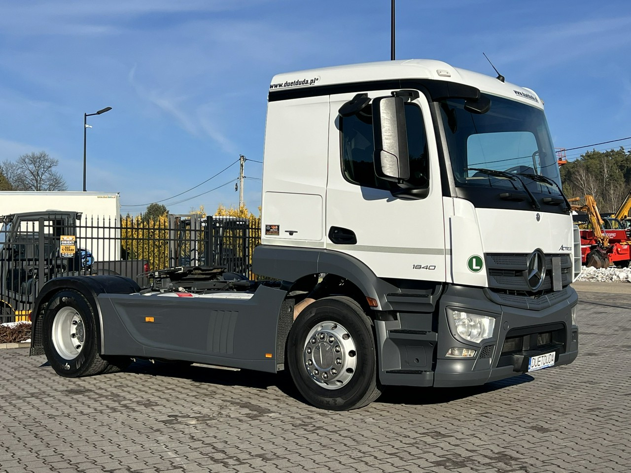 Mercedes ACTROS 1840 Euro 6 ADR HYDRAULIKA Niska Kabina Standard !!! - Cabeza tractora: foto 5 Mercedes ACTROS 1840 Euro 6 ADR HYDRAULIKA Niska Kabina Standard !!! - Cabeza tractora: foto 5