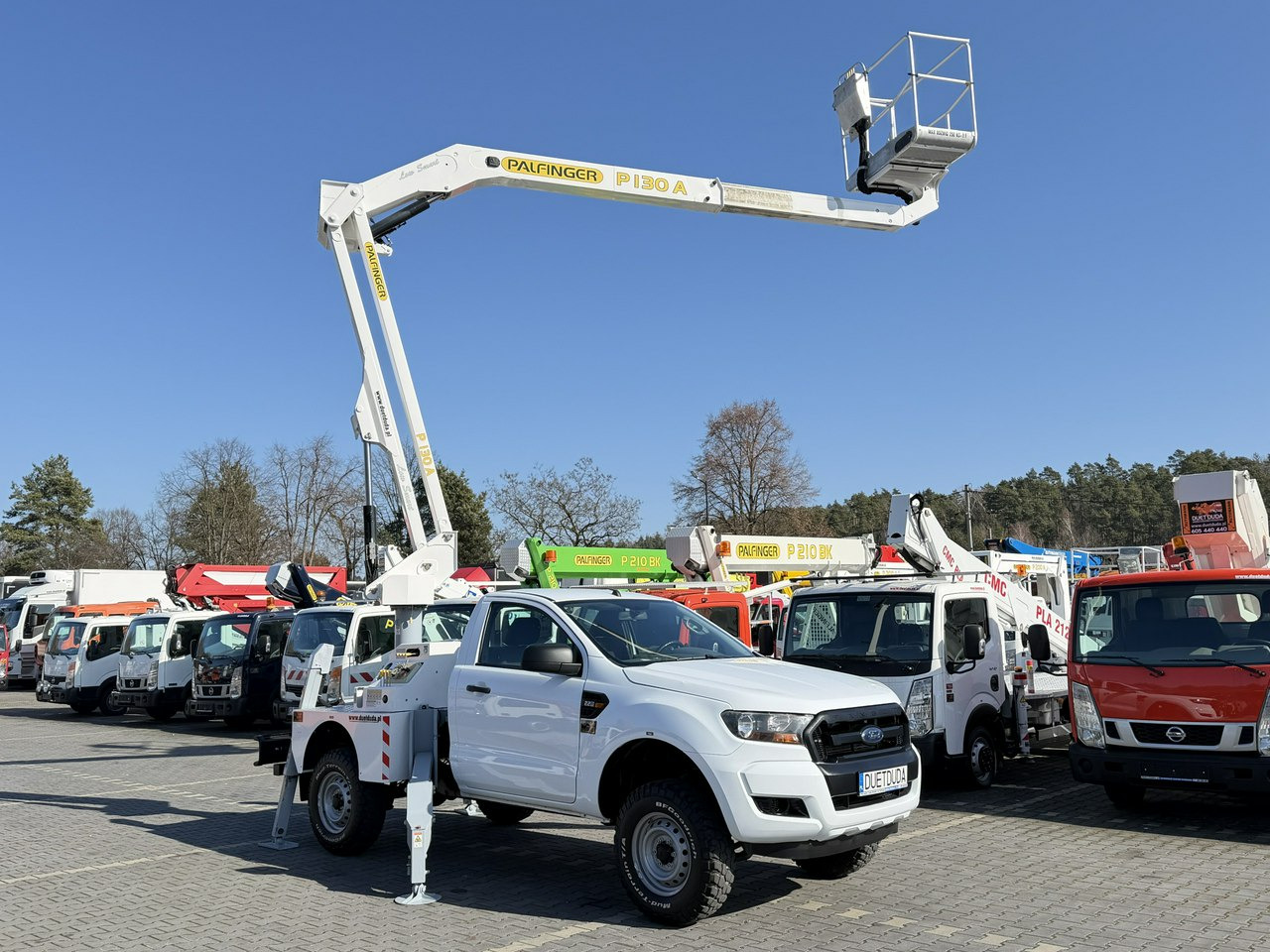 Ford Ranger - Camión con plataforma elevadora: foto 4 Ford Ranger - Camión con plataforma elevadora: foto 4
