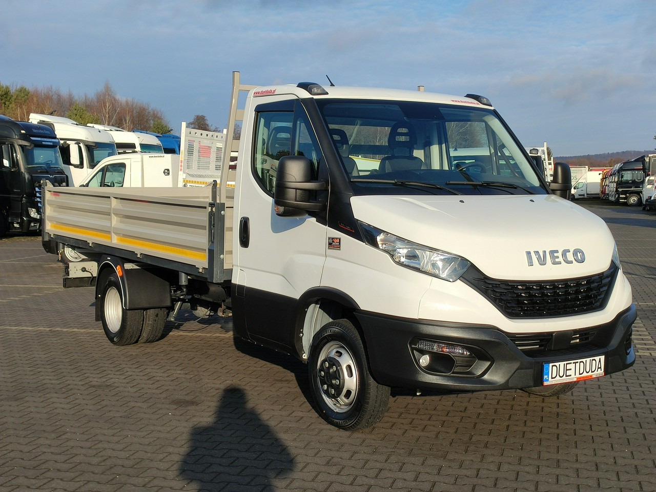 Iveco Daily 35C16 V - Furgoneta basculante: foto 3 Iveco Daily 35C16 V - Furgoneta basculante: foto 3