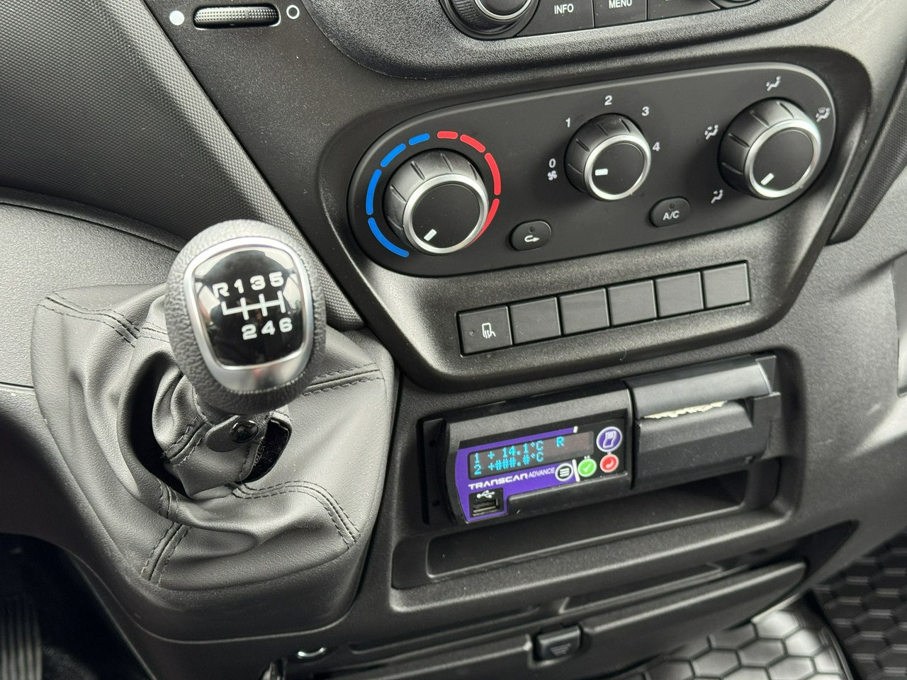 Furgoneta frigorifica Iveco Daily 35S16 V: foto 33