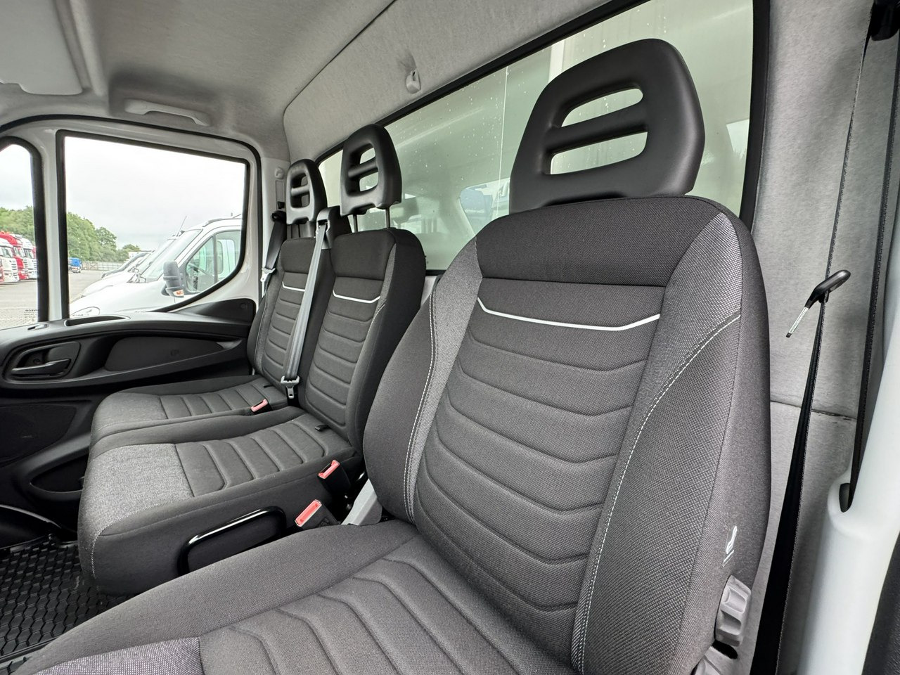 Furgoneta frigorifica Iveco Daily 35S16 V: foto 35