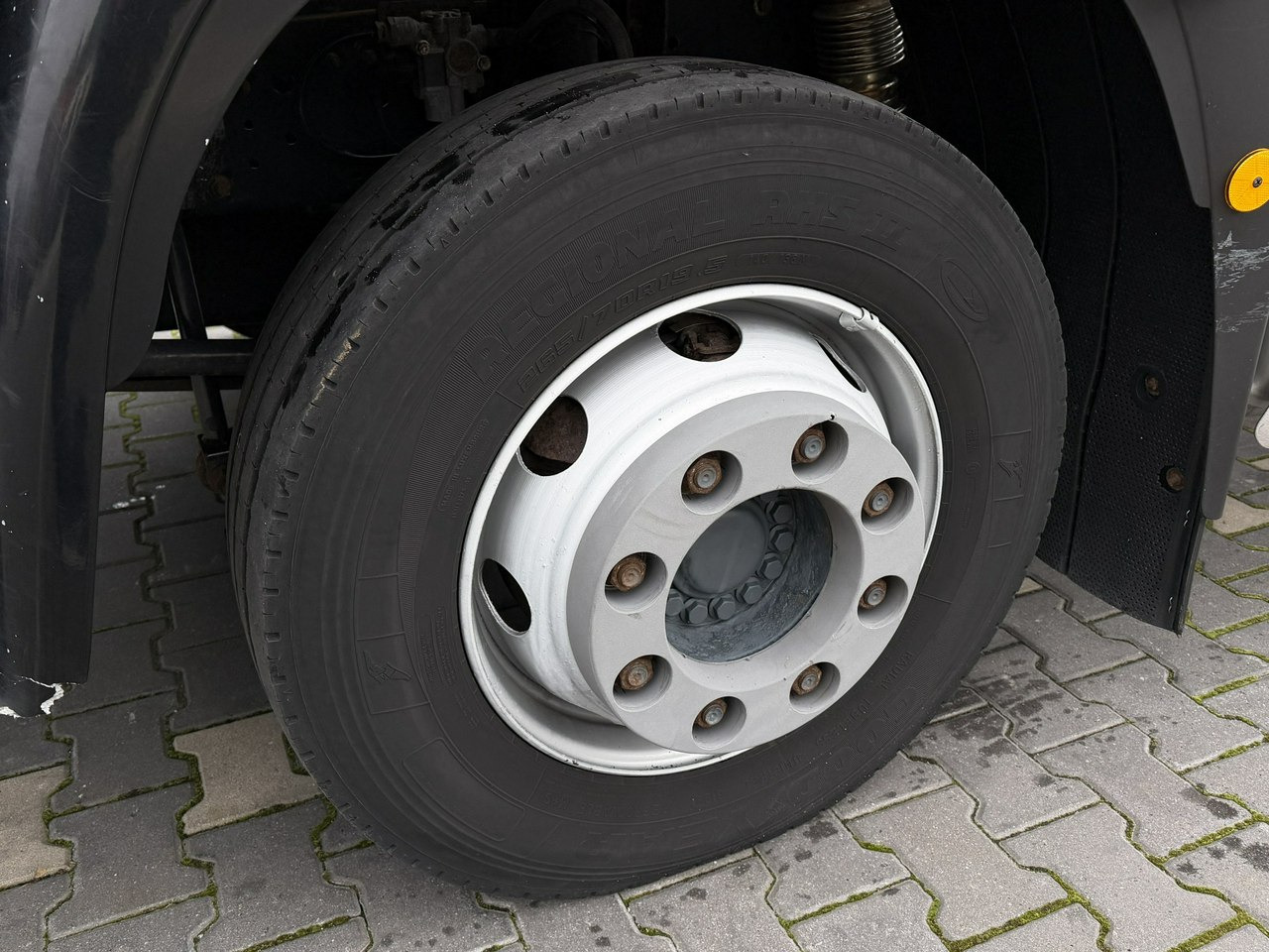 Iveco EUROCARGO 120E25 E6 Laweta Zagłebiana Platforma Pomoc Drogowa - Grua de remolque autos: foto 3 Iveco EUROCARGO 120E25 E6 Laweta Zagłebiana Platforma Pomoc Drogowa - Grua de remolque autos: foto 3