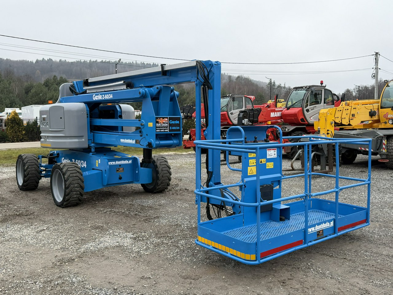 Manitou 200 ATJ Genie Z60/34 PODNOŚNIK PRZEGUBOWY TELEKOPOWY JGL 4x4 4WD - Plataforma articulada: foto 5 Manitou 200 ATJ Genie Z60/34 PODNOŚNIK PRZEGUBOWY TELEKOPOWY JGL 4x4 4WD - Plataforma articulada: foto 5