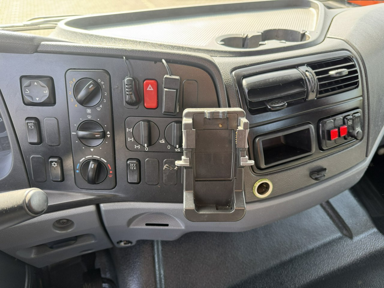 Leasing de Mercedes Atego 1324 4x4 Zwyżka RUTHMANN STEIGER T220S12 Podnośnik Koszowy Mercedes Atego 1324 4x4 Zwyżka RUTHMANN STEIGER T220S12 Podnośnik Koszowy: foto 26